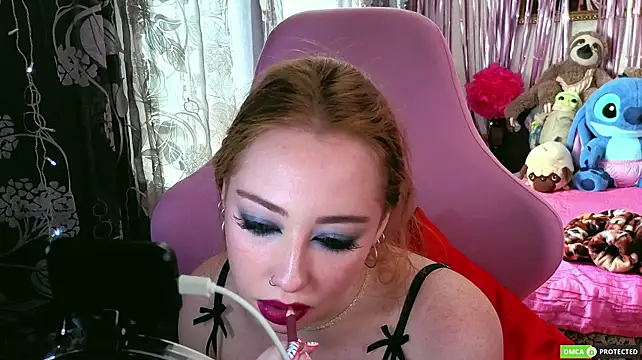 TinaBrook's Live XXX Chat