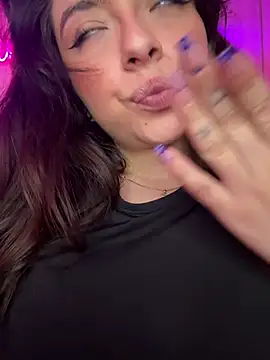 Yovng___Lau Pertunjukan Webcam