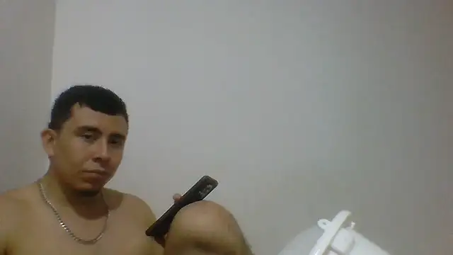 Eross_Santy's Webcam Show