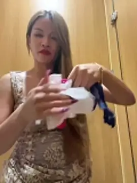 sharony_x Show Webcam
