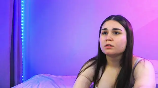 Chat +18 de LucyMuur ao vivo