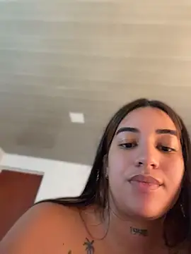 Little_Gaby_ Show in webcam