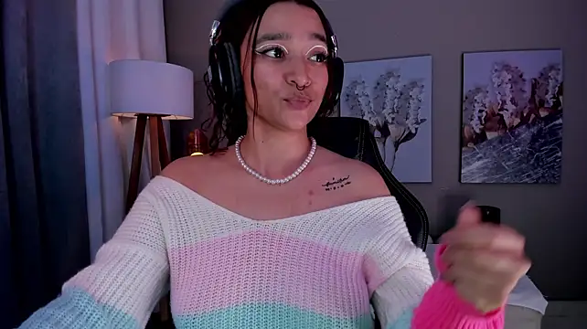 XXX chat uživo modela charlotte_bluee