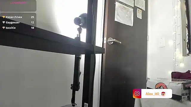 Chat XXX ao vivo de Alex_it0_