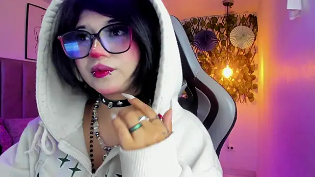 Kitty_Gang's Live XXX Chat