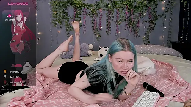 Lillie_Berry Live XXX-Chat