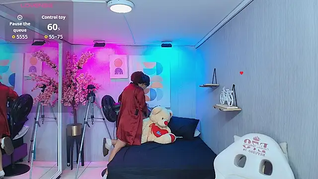 Czat XXX na żywo – Maggy_t18
