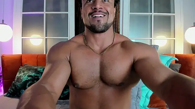 XXX chat uživo modela MikeEstevess