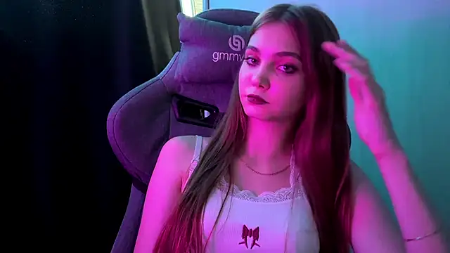 Chat +18 de Babysmall_girl ao vivo