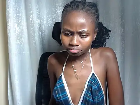 pureelegance_petite élő XXX-chatje