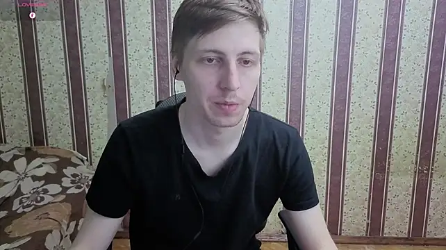 Darien_Brown: онлайн-секс-чат