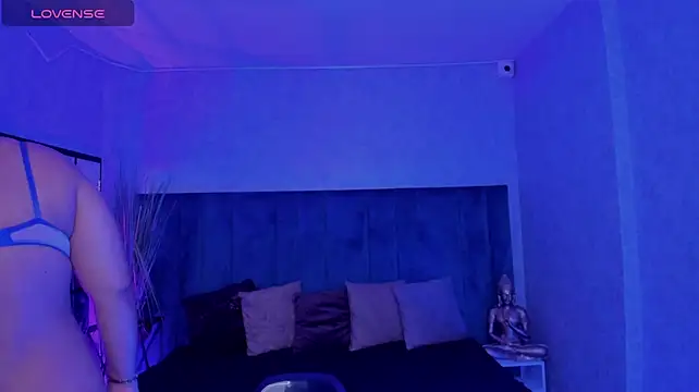 Chat +18 de AngelaCoffee ao vivo