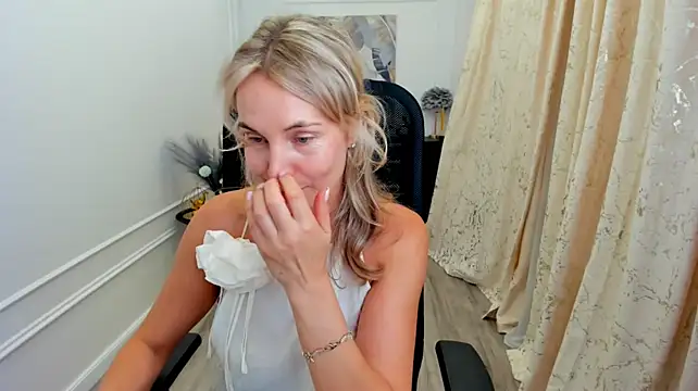 Sinty_Devis live XXX chat