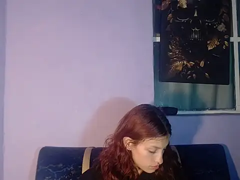 Chat +18 de Emma-Wilson ao vivo