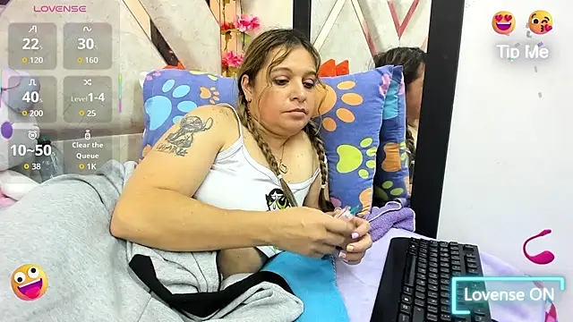 Chatroom XXX en direct de Samii_Sweett