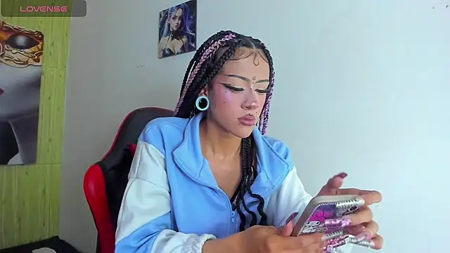 Sembang XXX Secara Langsung dolly_boob