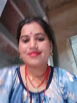 Hot_kamla Show in webcam