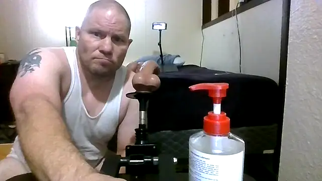 Alwayshard421's Webcam Show