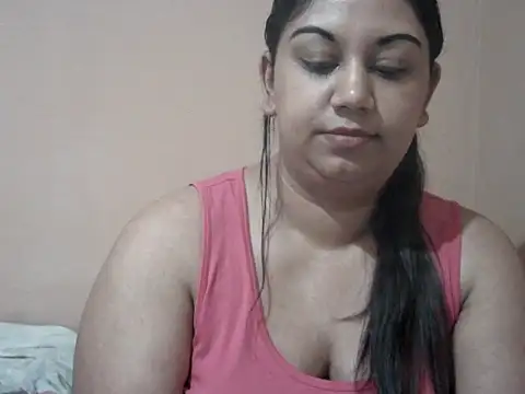Chat +18 de bellachow10 ao vivo