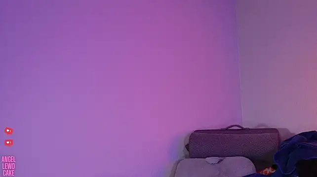 Živý XXX chat Angel-Lewd-Cake