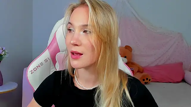 ElaraVoltage 라이브 XXX 채팅
