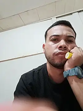 pandaMontana – Naživo XXX chat