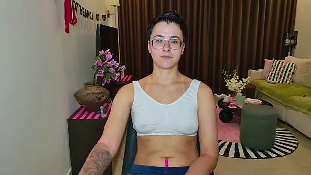 SashaNotFound 라이브 XXX 채팅