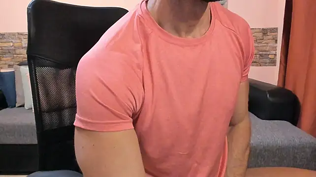 XXX chat uživo modela HotHunkTrainer