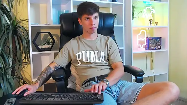 ThomasEdisonn Adlı Modelin Canlı XXX Sohbeti