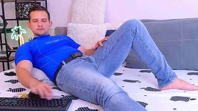 צ'אט XXX בשידור חי של Jimmy_Doss