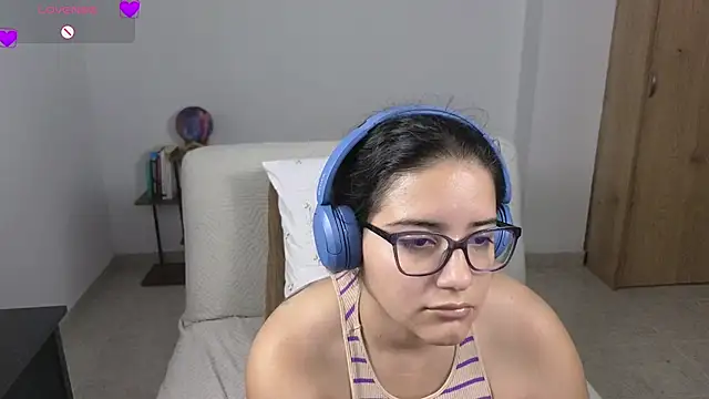blue__moon_ live XXX chat