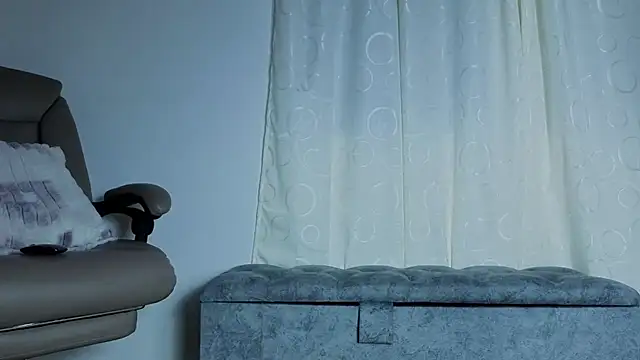 Blueberry_gothic's Live XXX Chat