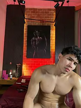 GrayAndrews Chat XXX live
