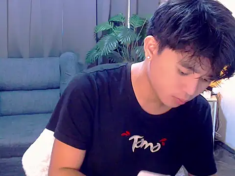 NautyBoyBrazeen_143 Pertunjukan Webcam