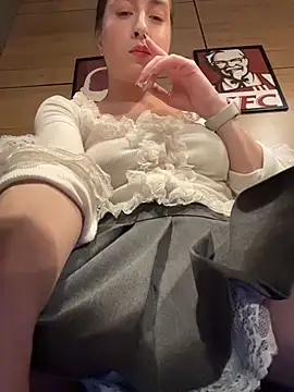Holly_Play – Naživo XXX chat