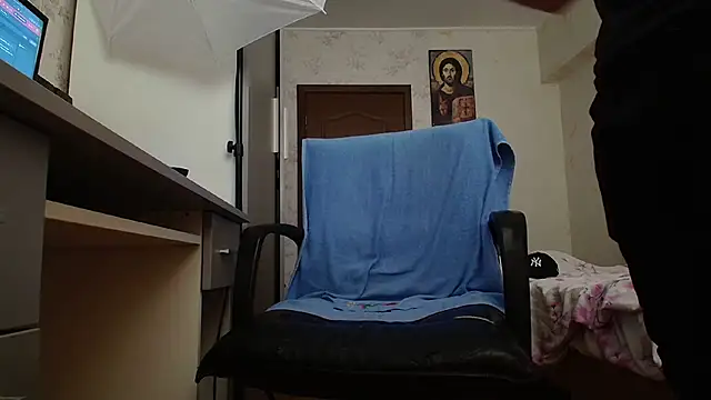 Ryanstone_ live XXX chat