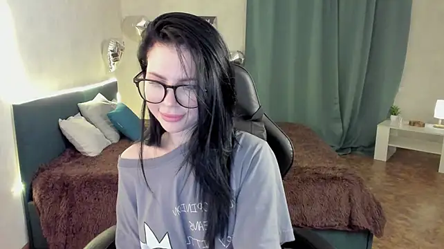 دردشة little__isabel الجنسية المباشرة
