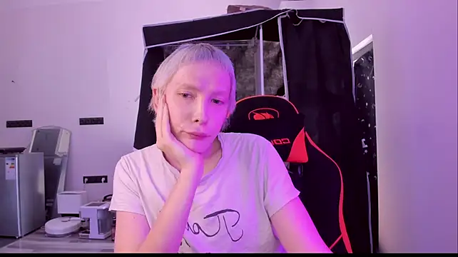 Lyricca Live XXX Chat