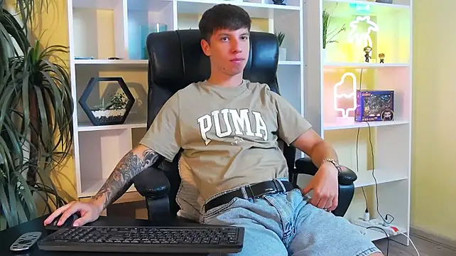 ThomasEdisonn Show in webcam
