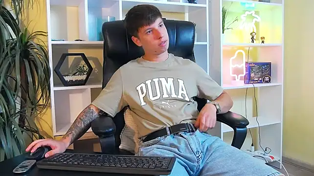 ThomasEdisonn – Naživo XXX chat
