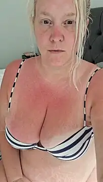 Show webcam de Bella_Squirts