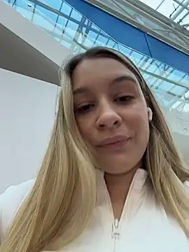 SashaCatt – Naživo XXX chat