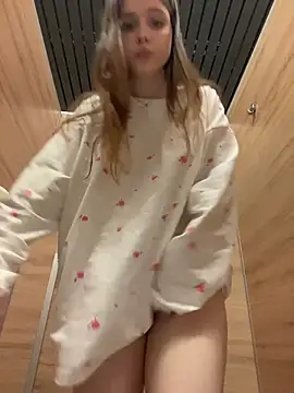 Онлайн чат XXX Lunabelle_