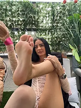 FeetVibe's Live XXX Chat