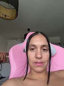LaPetiteKim's Live XXX Chat