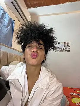 Chat XXX en directo de Miily_0