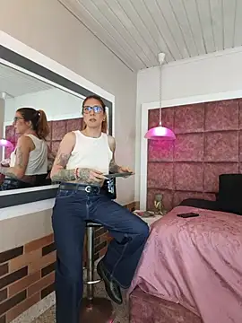 Show Webcam de JessieGarvet19