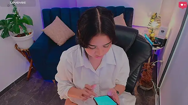 دردشة nicemiiaa7_ الجنسية المباشرة