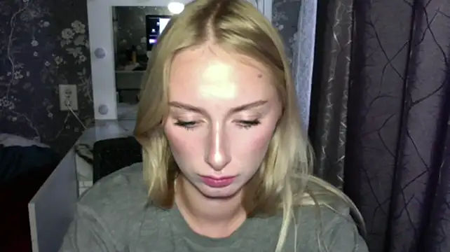 Chat XXX en directo de ellisweets