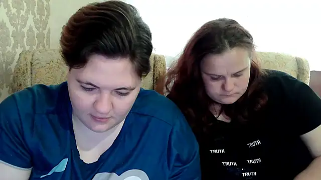MilaXHelen's Live XXX Chat
